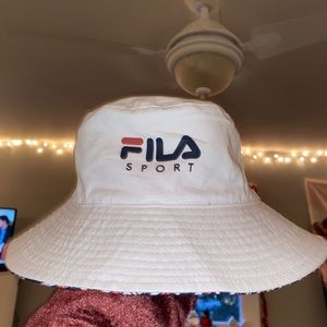nwot fila bucket hat